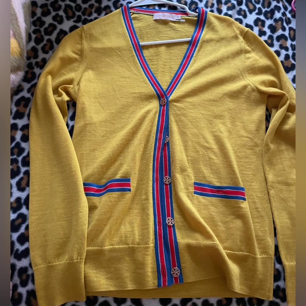 Tory Burch cardigan 💛💛